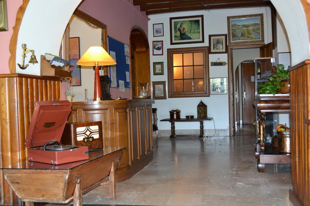 Hostal De La Gloria Viladrau Extérieur photo