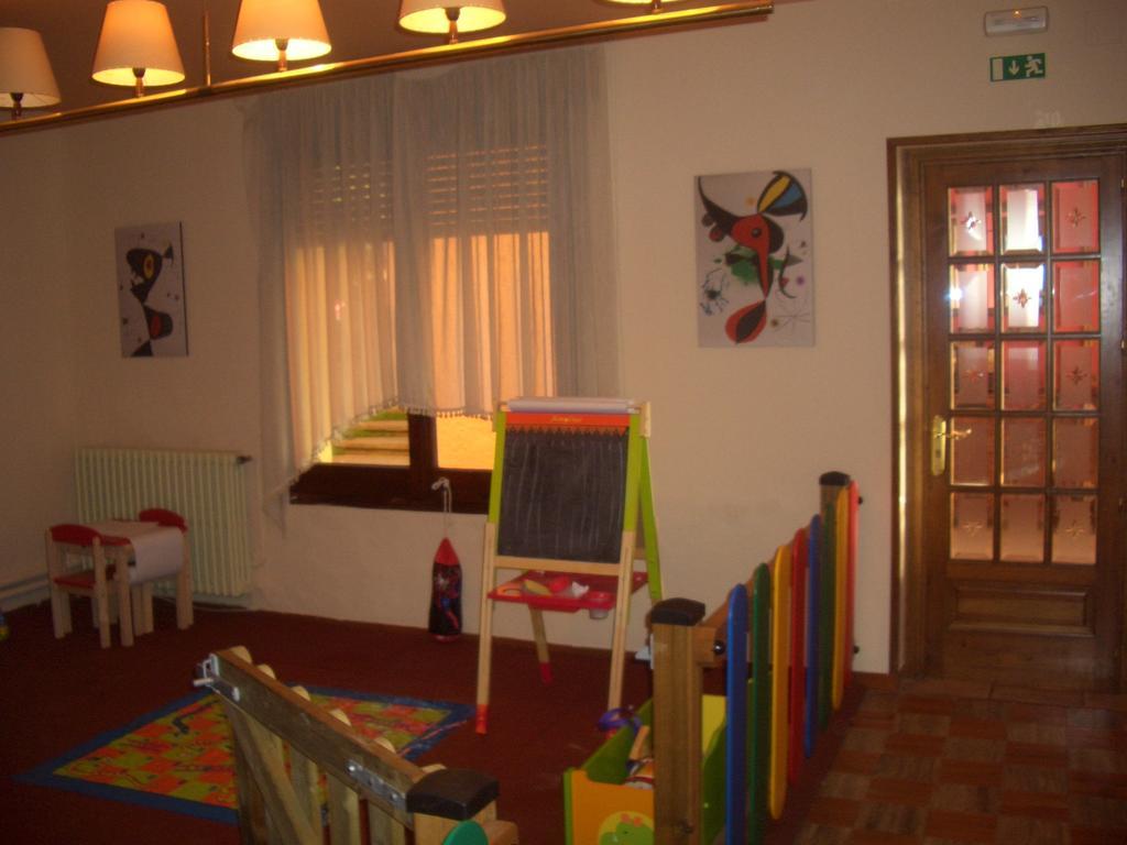 Hostal De La Gloria Viladrau Extérieur photo